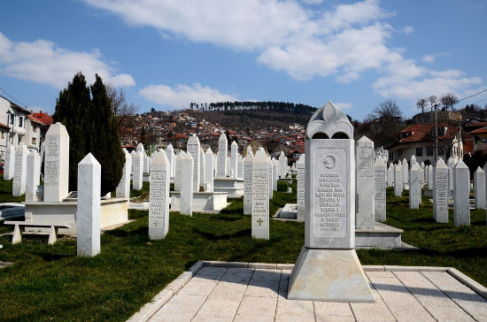 Túmulo de soldados bosníacos que morreram durante o cerco a Sarajevo **