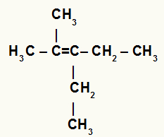 Fórmula estrutural de um alceno ramificado
